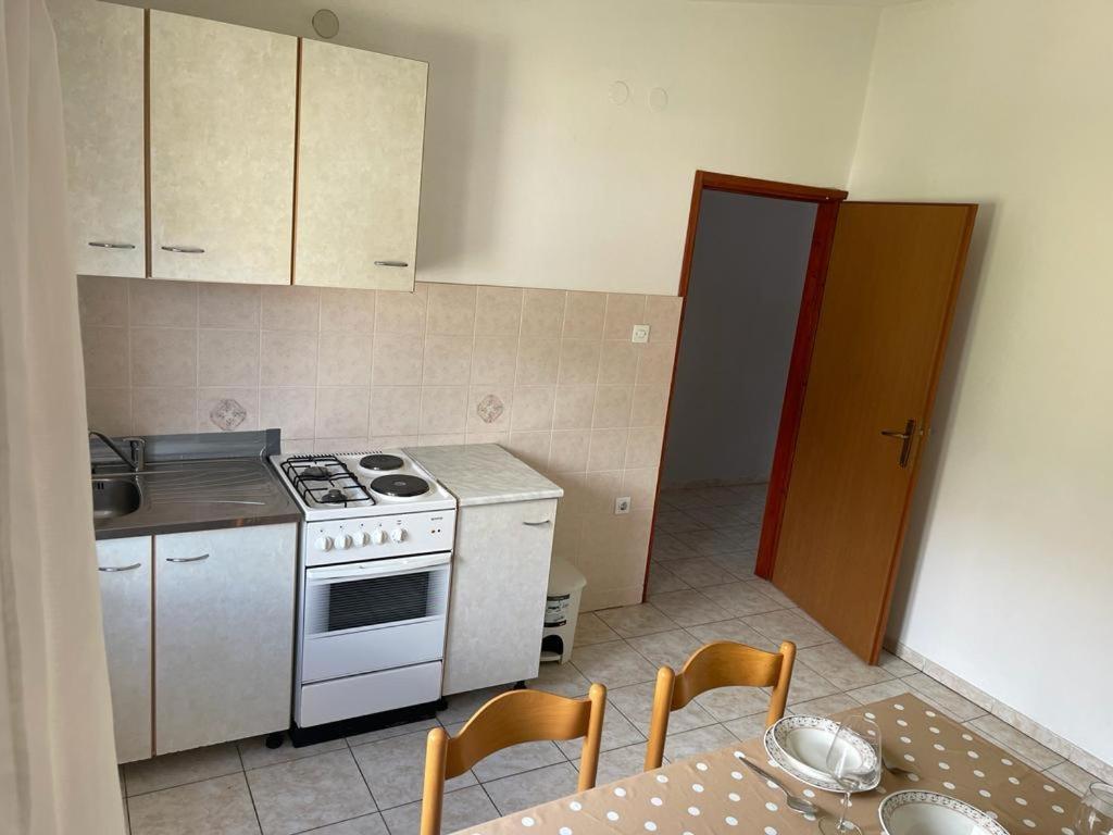 Apartments Puntica Metajna Luaran gambar